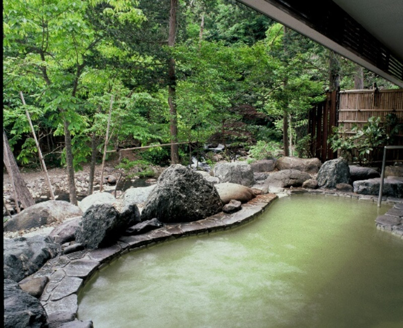 塩原元湯温泉 秘湯の宿 元泉館