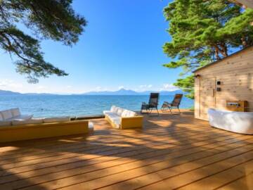 Lakehide Konan - 湖畔の貸別荘 - 
