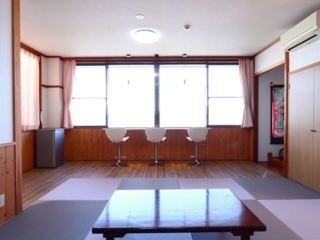 オーシャンビュー和洋室