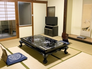 和室8畳スーペリア（ペット可小型犬２匹以内）