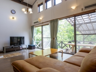 ハートランドヒルズin能登「風見鶏の家」