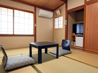 5.5畳和室【トイレ・洗面付き】大型犬不可