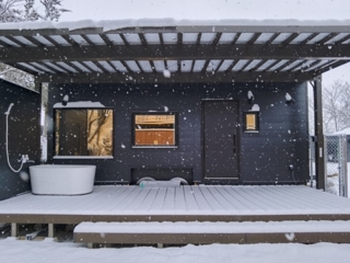 【愛犬可】グランピングトレーラーハウス