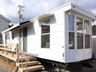 ペット宿泊OKでビーチまですぐ！設備充実なトレーラーハウス