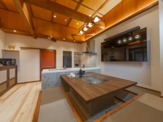 一棟貸（宿泊棟の他にラウンジ棟の一部も利用可能）