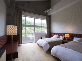 ユニバーサルスーペリア