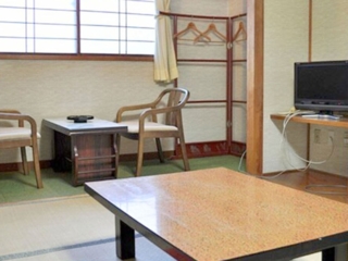 「喫煙」海側和室8畳「2F」バストイレ共用