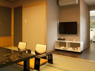 【トゥラノ館】街側 コネクティングルーム