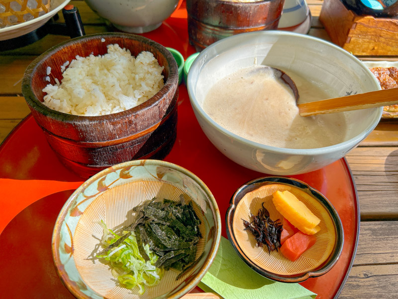 飛騨高山じねんのむら茶茶