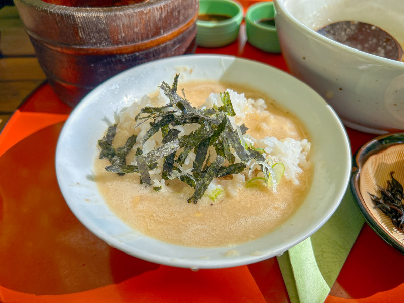 飛騨高山じねんのむら茶茶