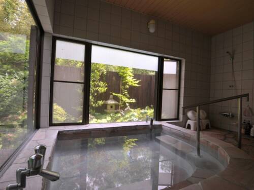 貸し別荘　友美山荘／民泊【Ｖａｃａｔｉｏｎ　ＳＴＡＹ提供】